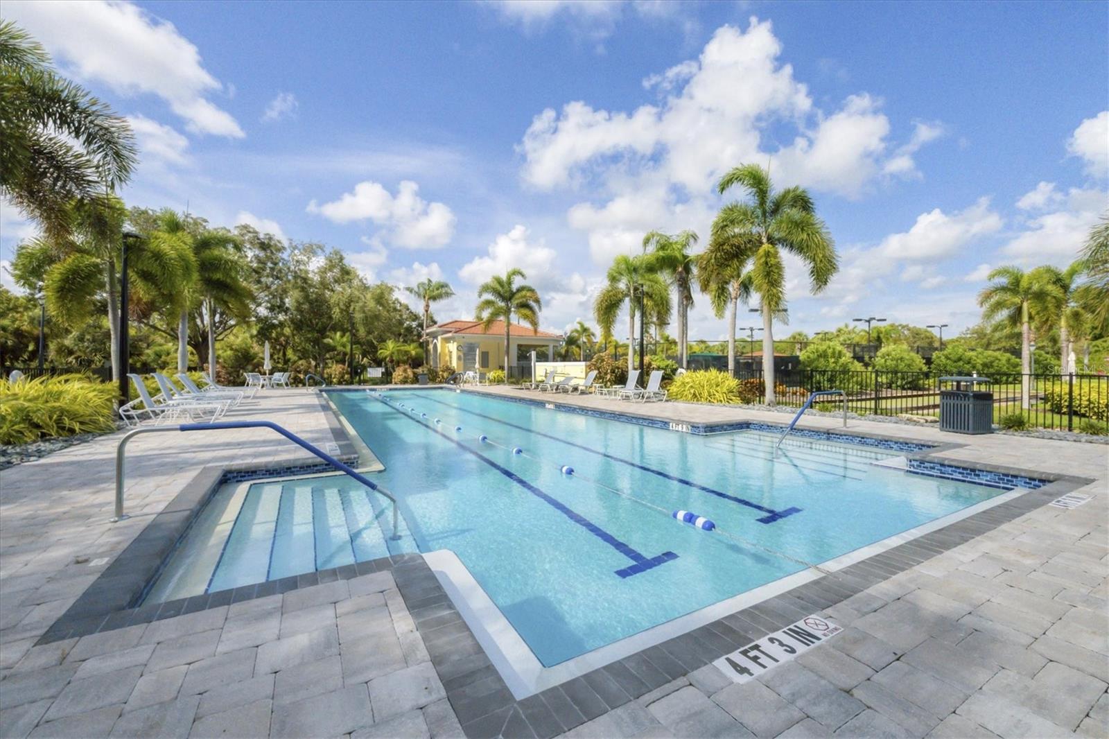 VILLAGEWALK - Residential