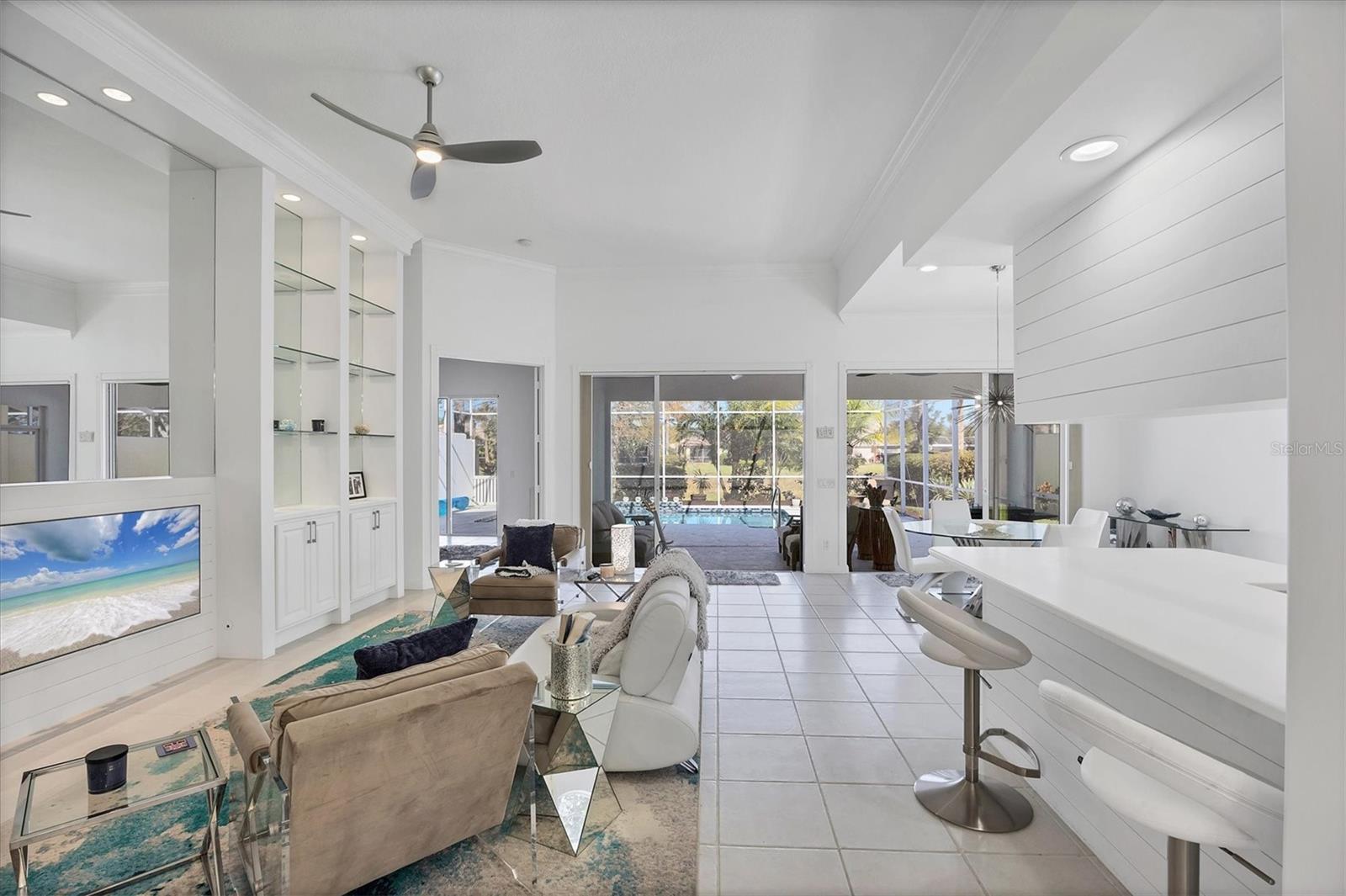 VILLAGEWALK - Residential