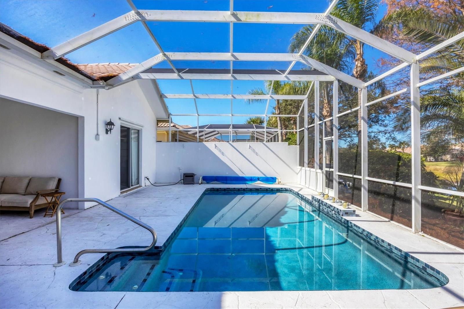 VILLAGEWALK - Residential