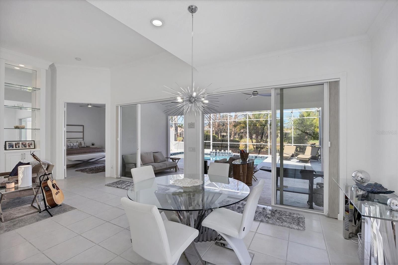 VILLAGEWALK - Residential