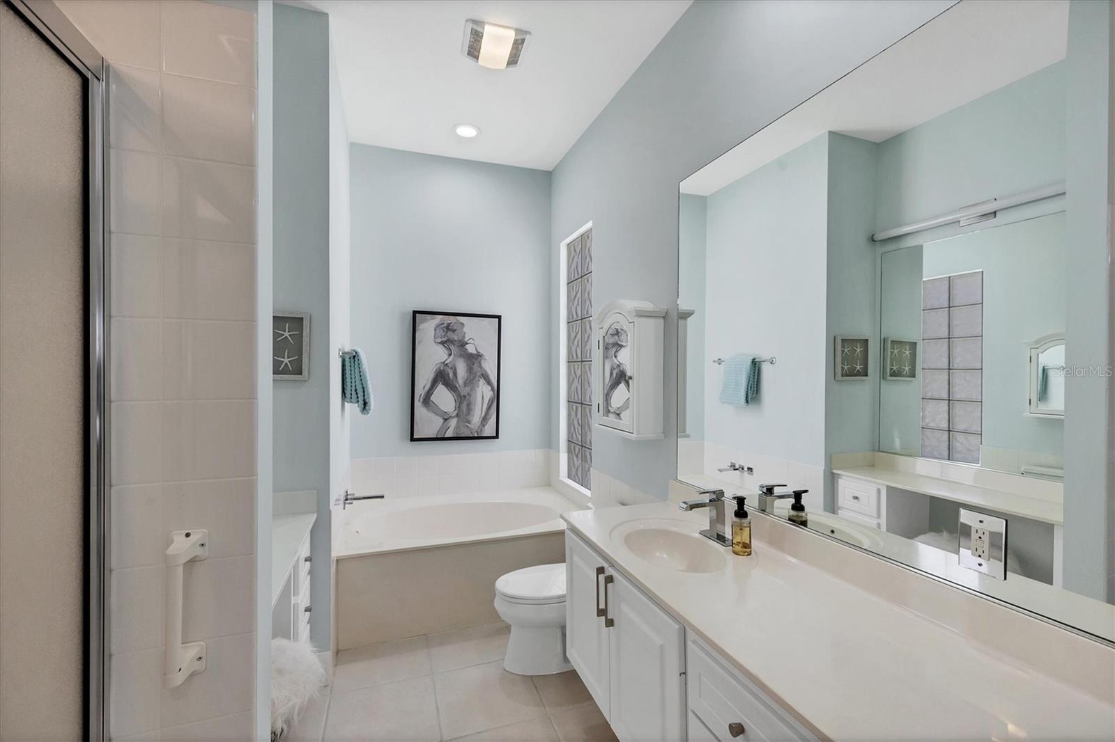 VILLAGEWALK - Residential