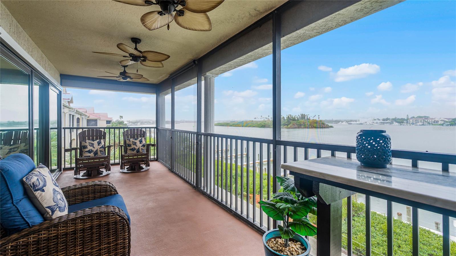 450 BOUCHELLE DRIVE 301