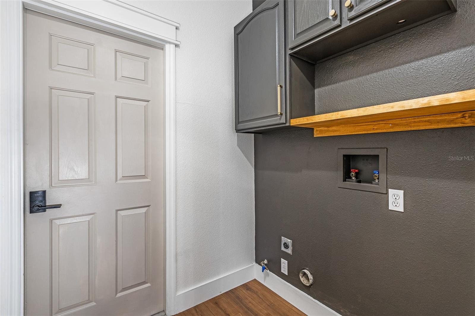 STONEGATE AT SILVER LAKE SUB - Residential