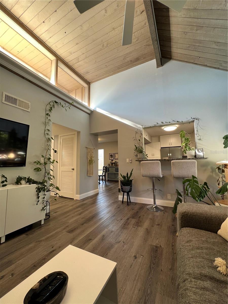 269 CROWN OAKS WAY 202