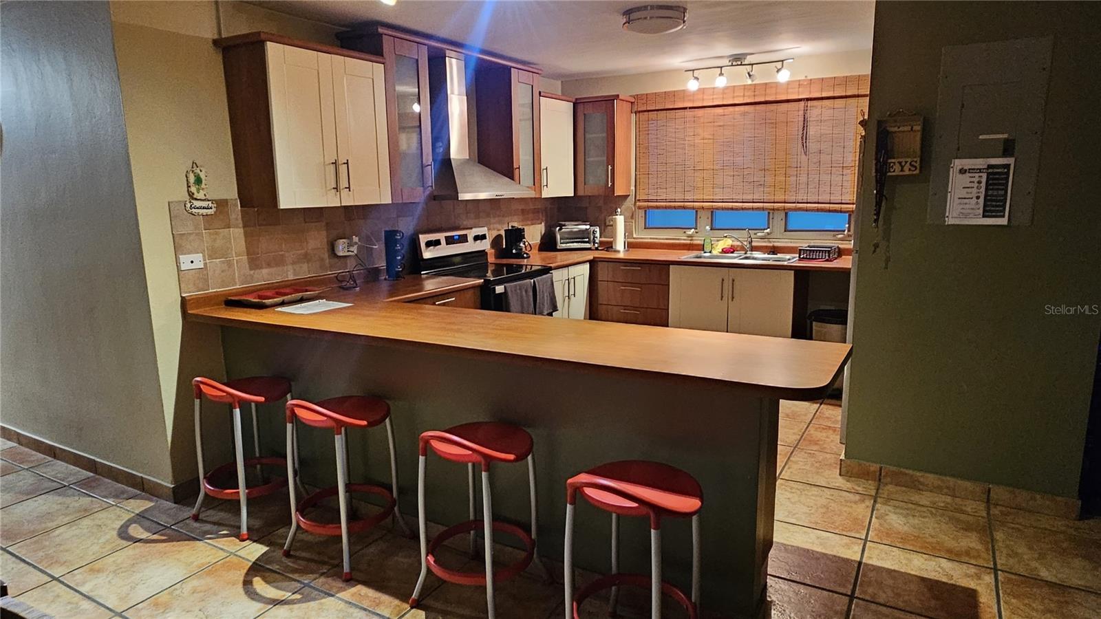 PALMA VISTA COND - Residential