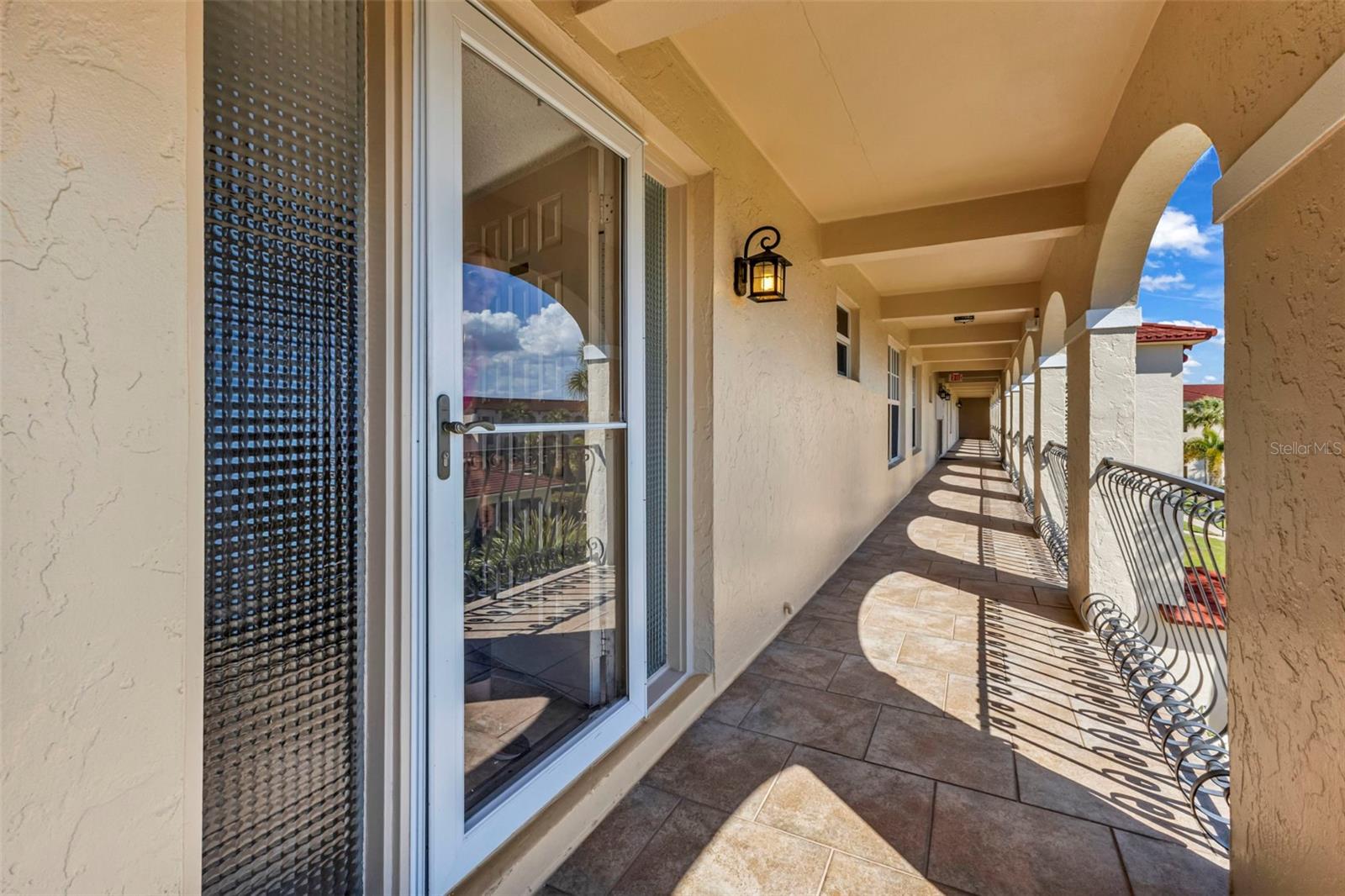 COLONY POINT - Residential