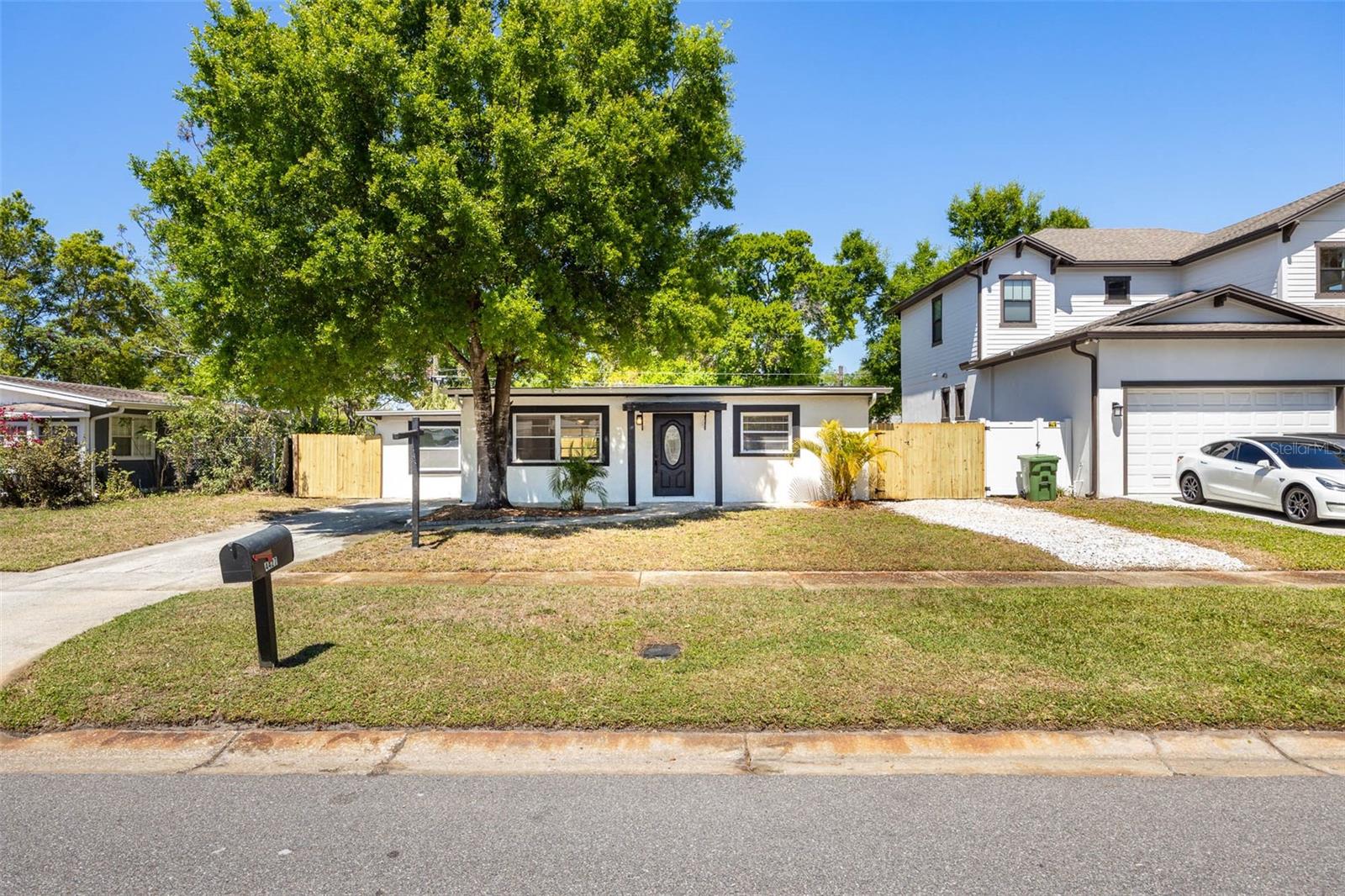 GANDY GARDENS 2 - Residential