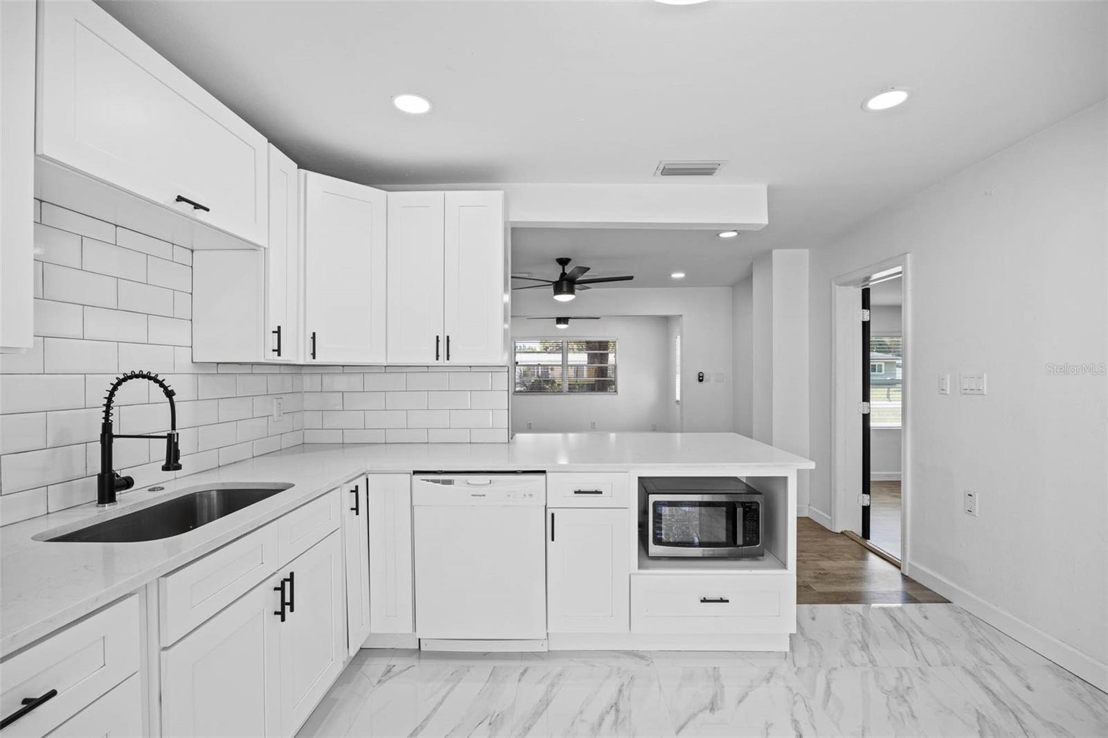 GANDY GARDENS 2 - Residential