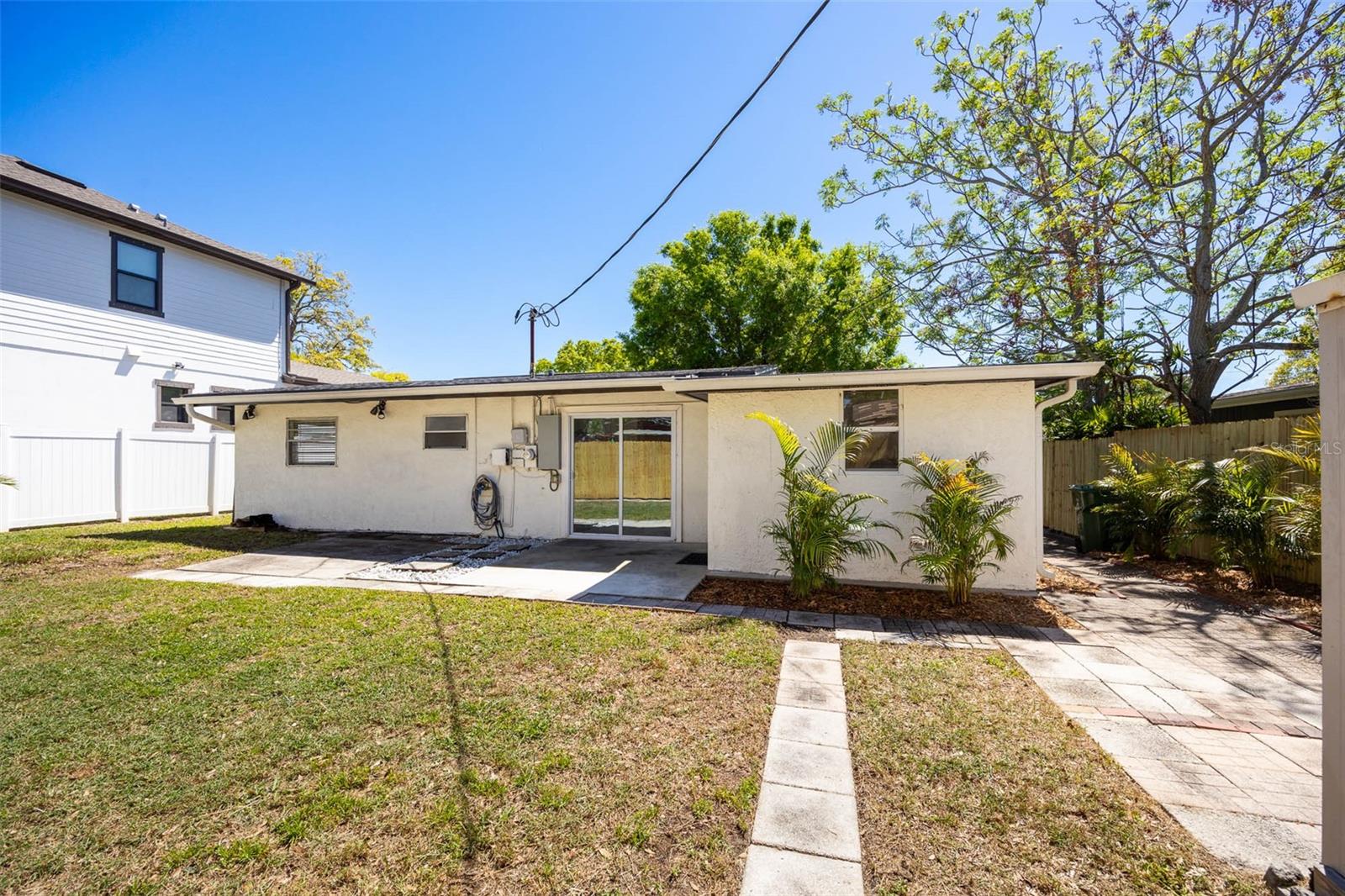 GANDY GARDENS 2 - Residential