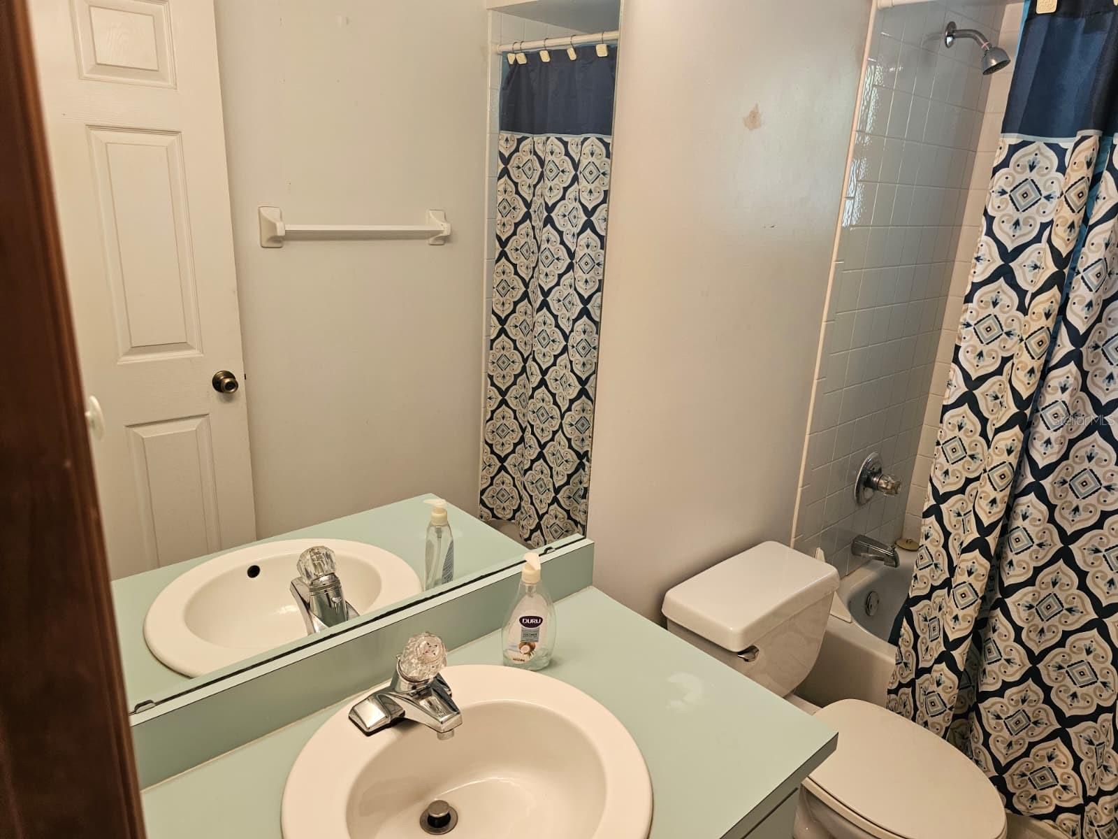 LAKE WEIR GARDENS - Residential