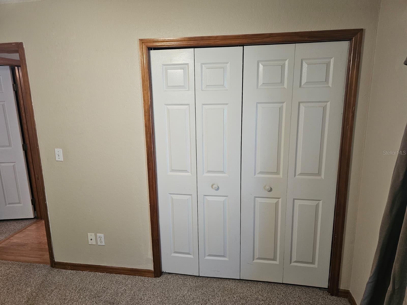 LAKE WEIR GARDENS - Residential