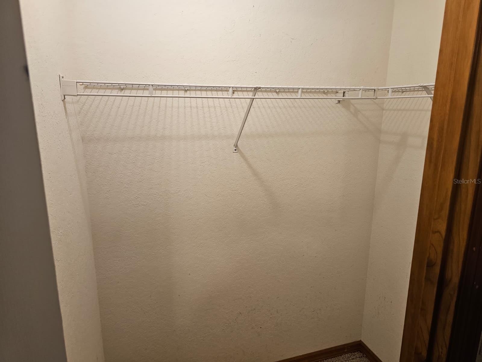 LAKE WEIR GARDENS - Residential