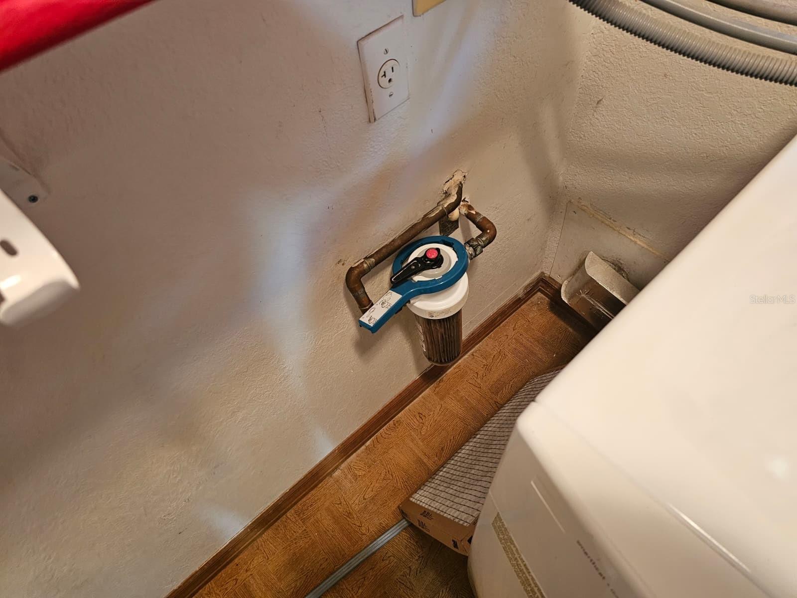 LAKE WEIR GARDENS - Residential