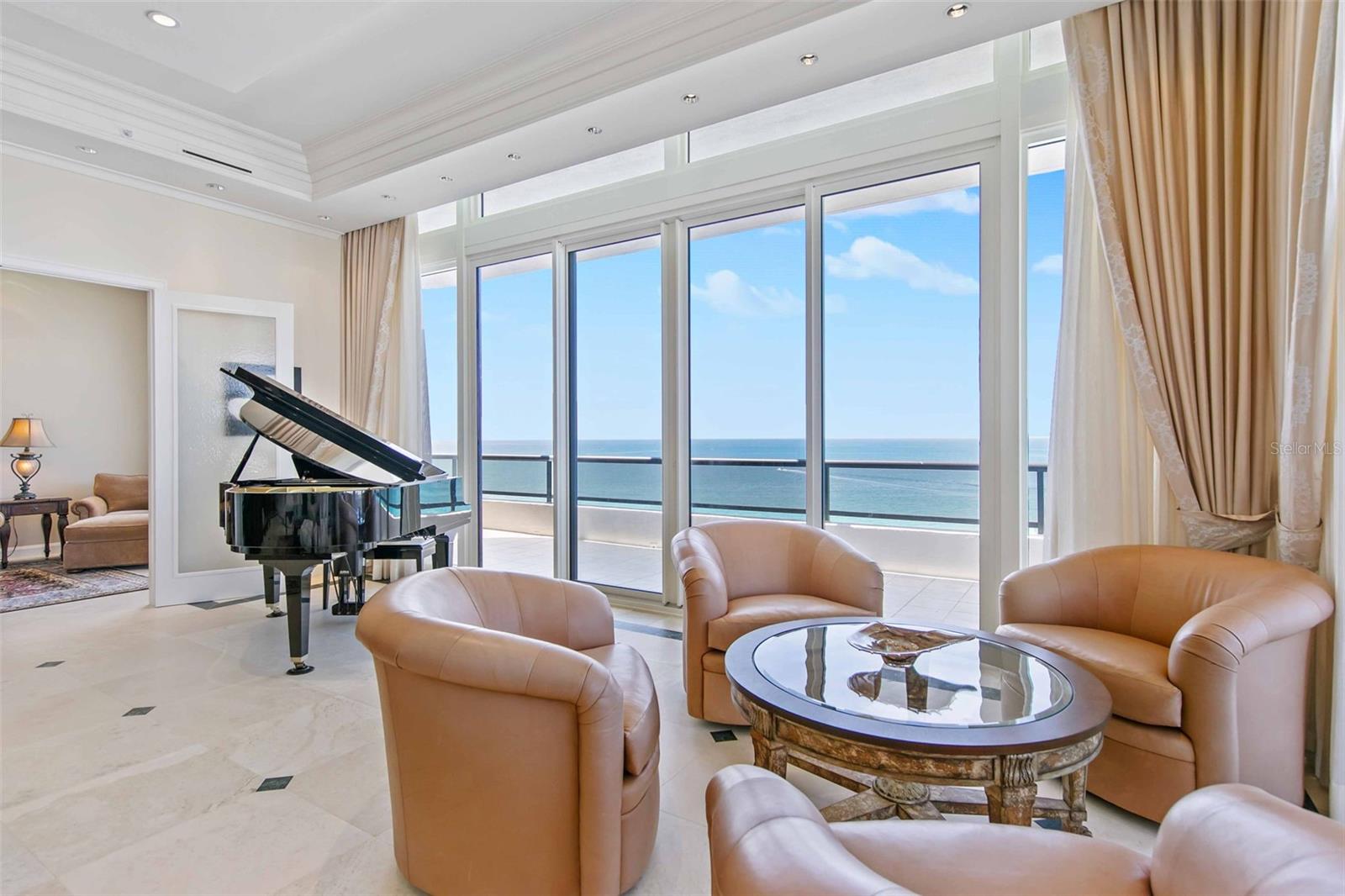 L AMBIANCE AT LONGBOAT KEY CLUB - Residential