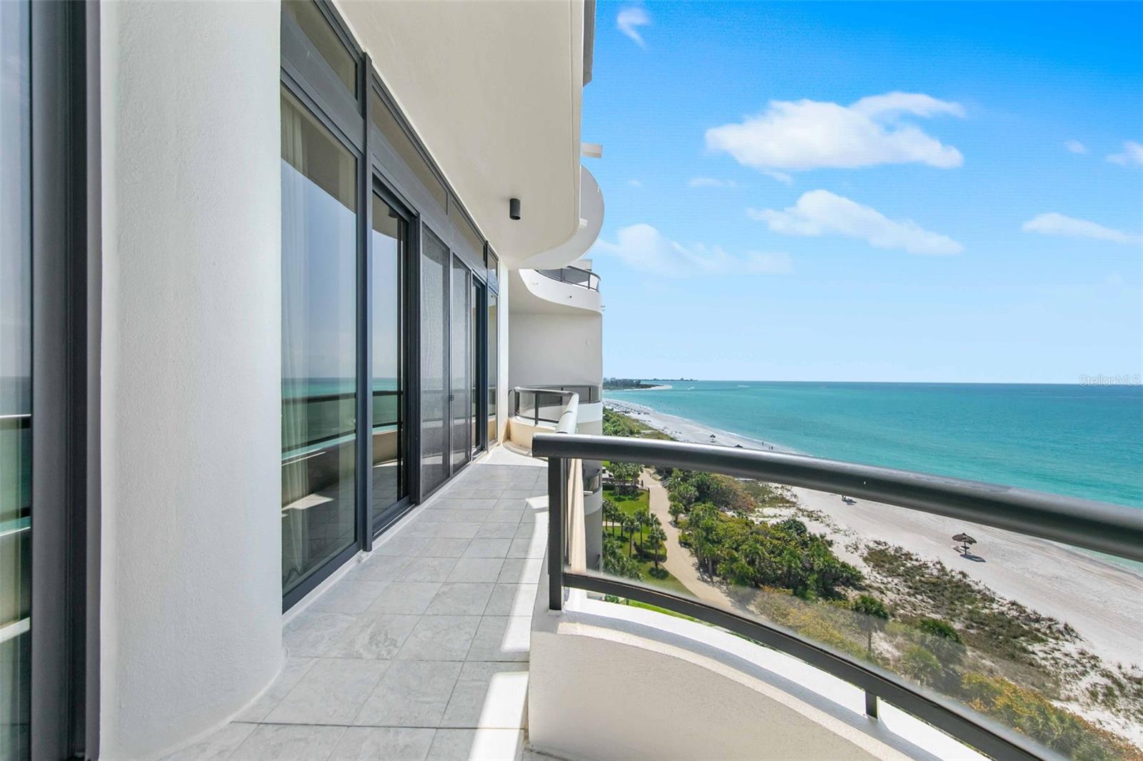 L AMBIANCE AT LONGBOAT KEY CLUB - Residential