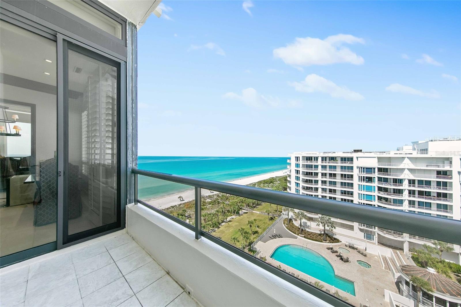 L AMBIANCE AT LONGBOAT KEY CLUB - Residential