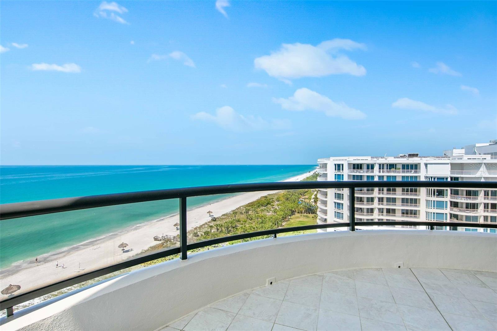 L AMBIANCE AT LONGBOAT KEY CLUB - Residential