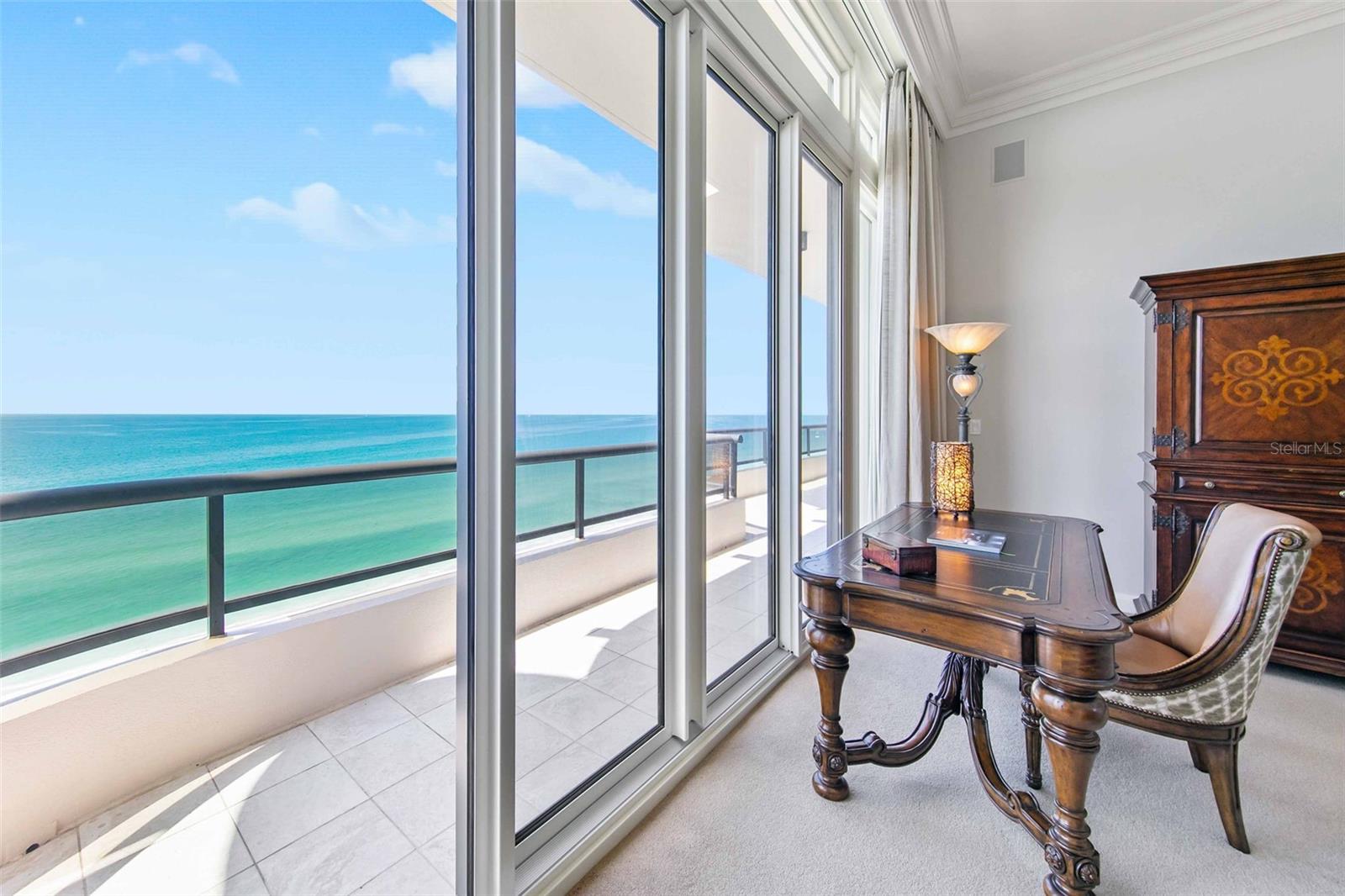 L AMBIANCE AT LONGBOAT KEY CLUB - Residential