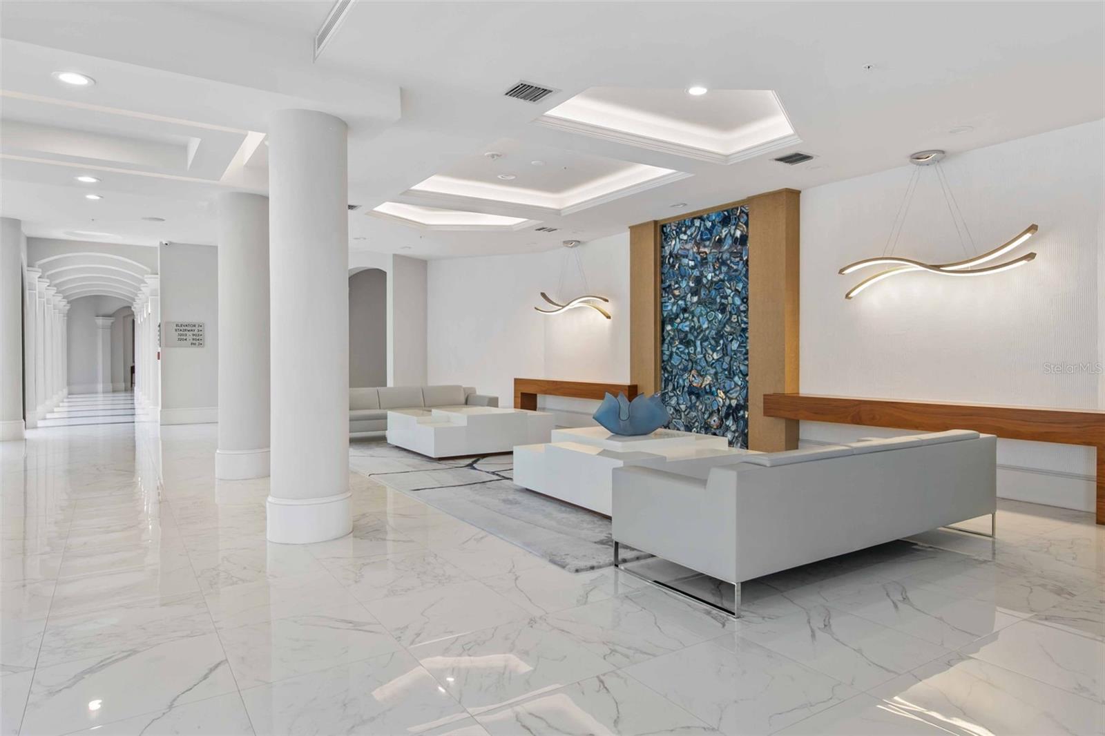 L AMBIANCE AT LONGBOAT KEY CLUB - Residential