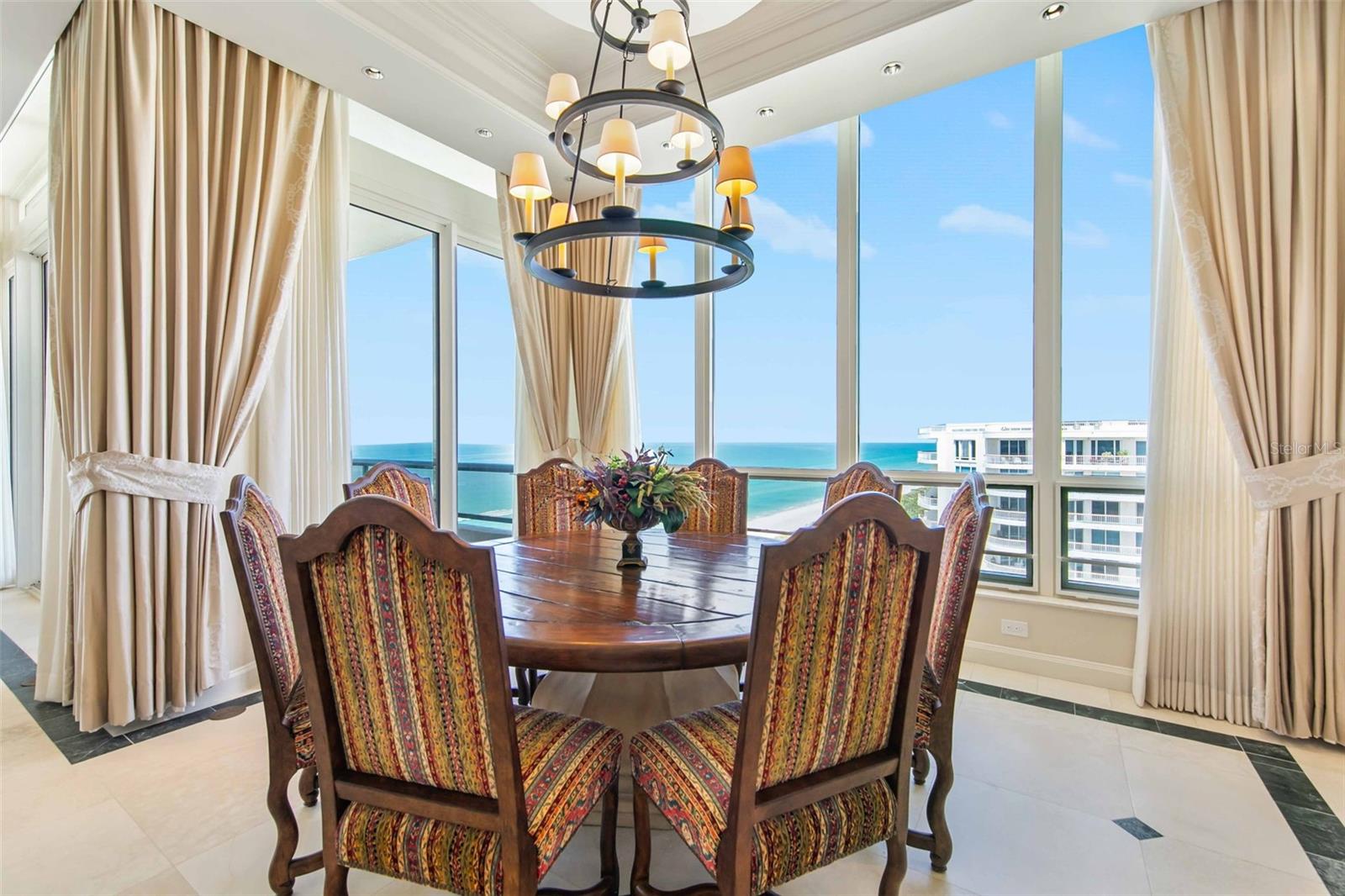 L AMBIANCE AT LONGBOAT KEY CLUB - Residential