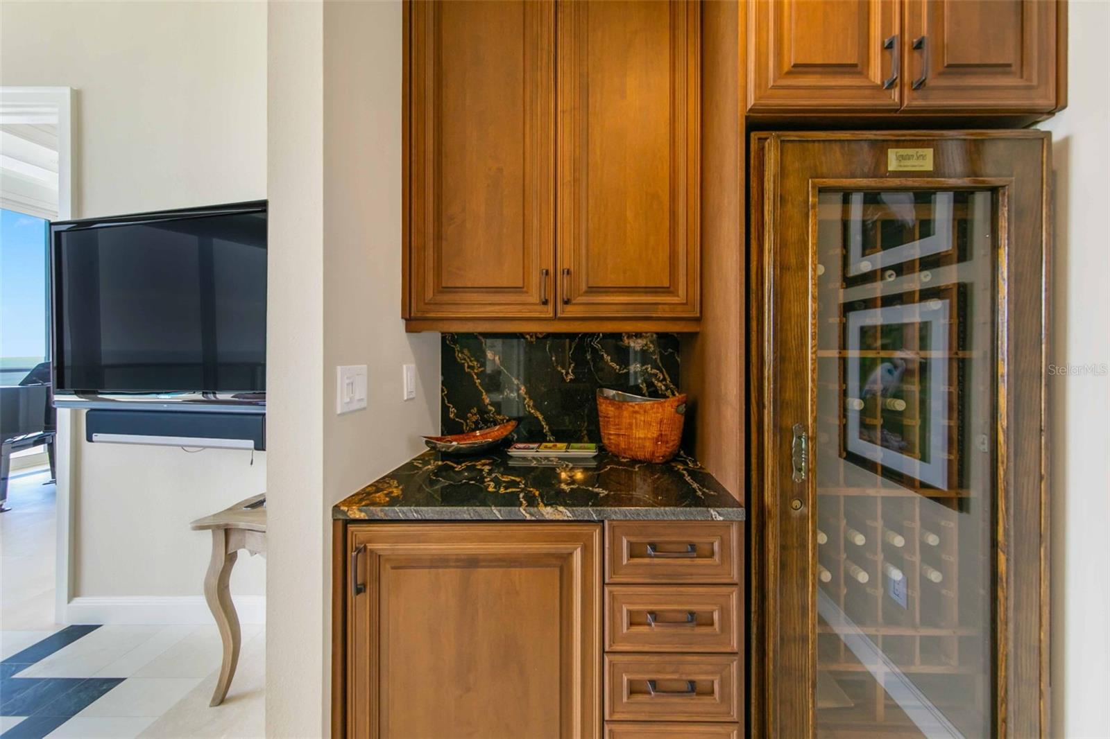 L AMBIANCE AT LONGBOAT KEY CLUB - Residential