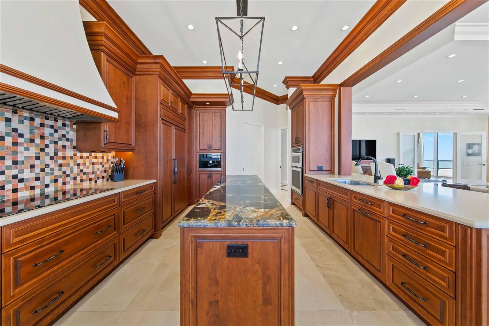 L AMBIANCE AT LONGBOAT KEY CLUB - Residential