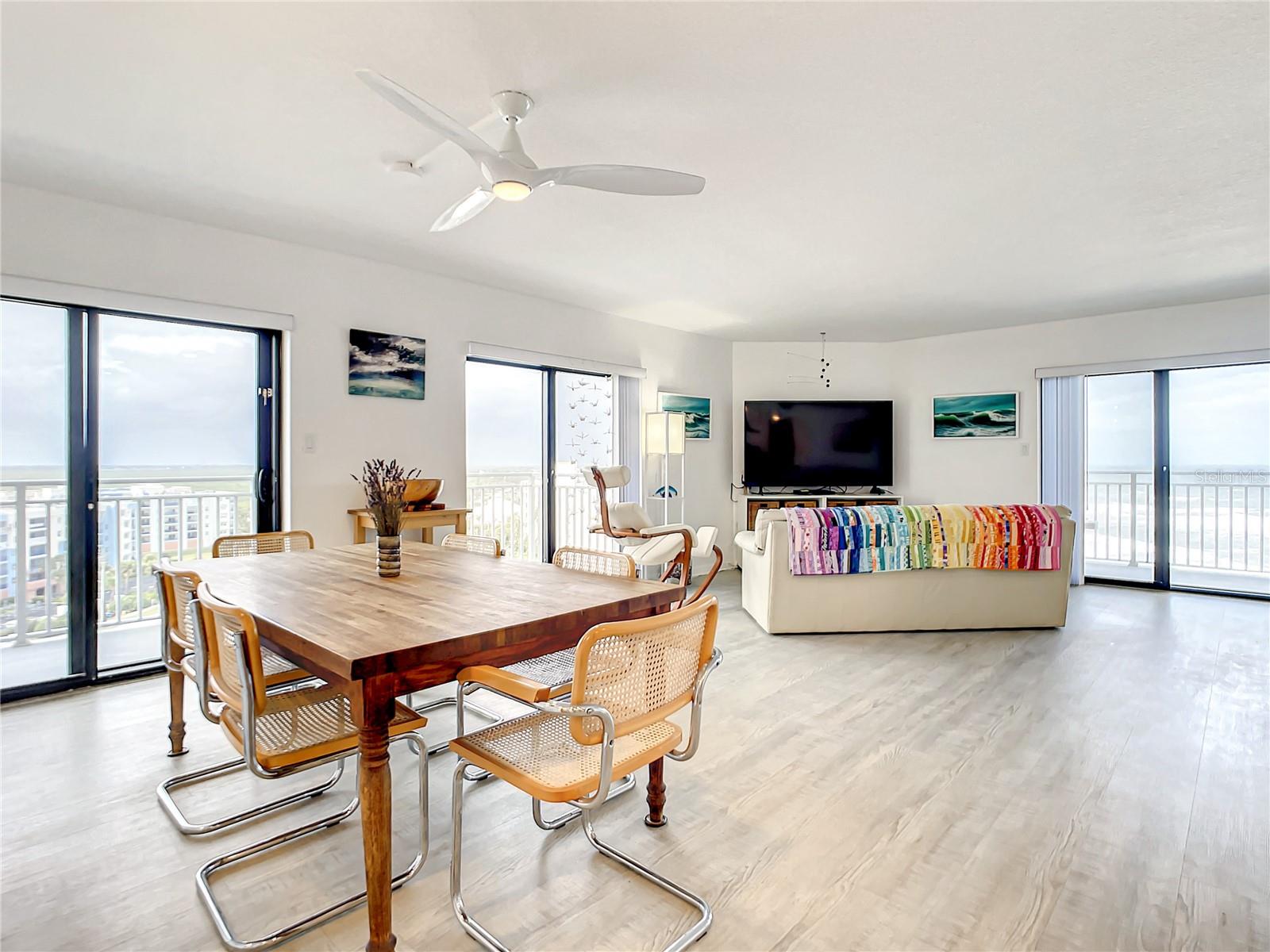 SILVER SANDS - Residential