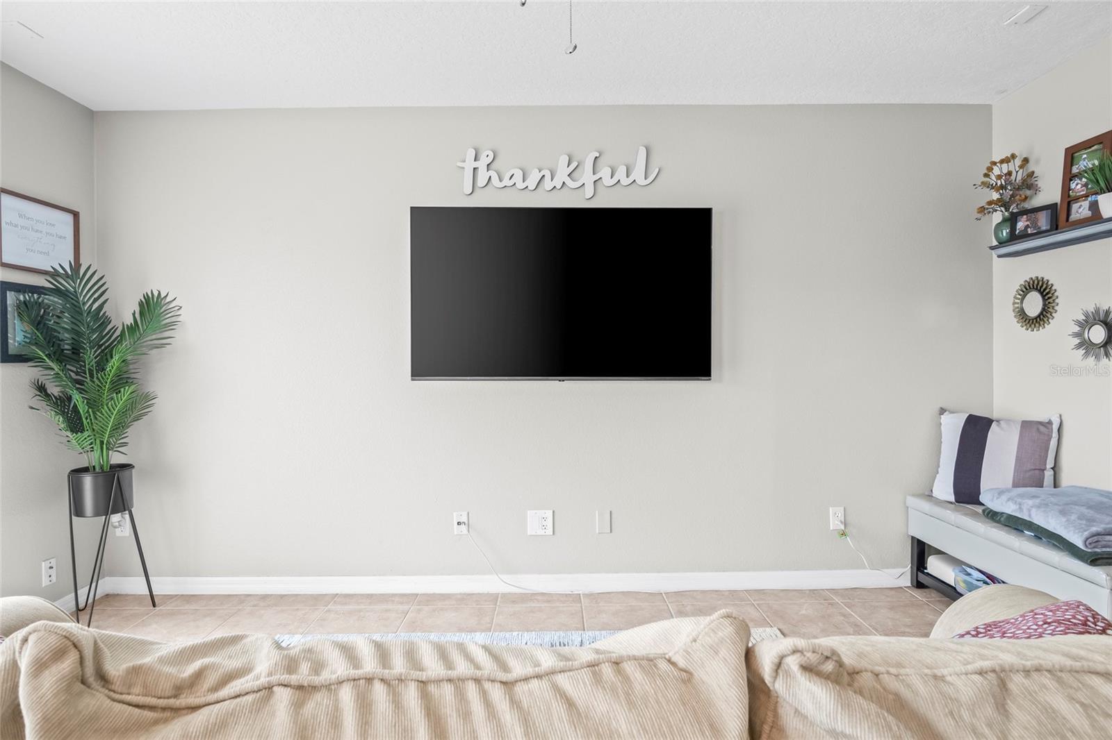 OAKCREST/SOUTHMEADOWPH N - Residential