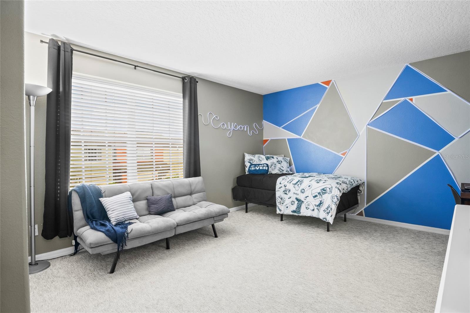 OAKCREST/SOUTHMEADOWPH N - Residential