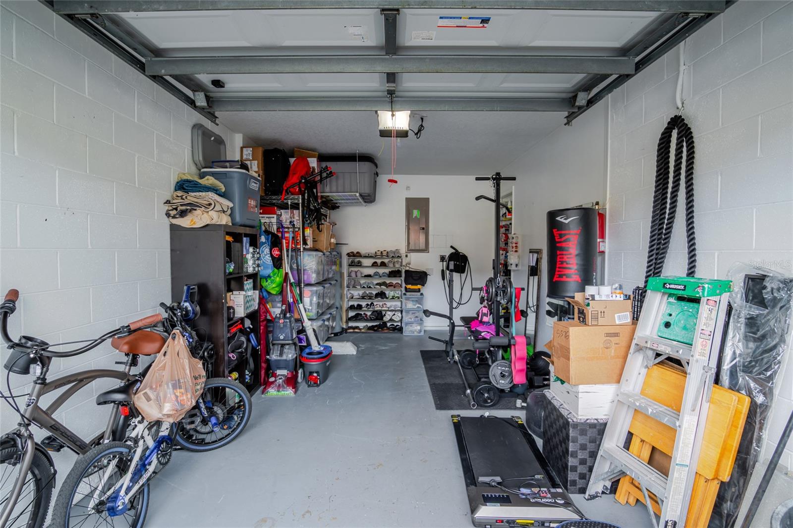 OAKCREST/SOUTHMEADOWPH N - Residential