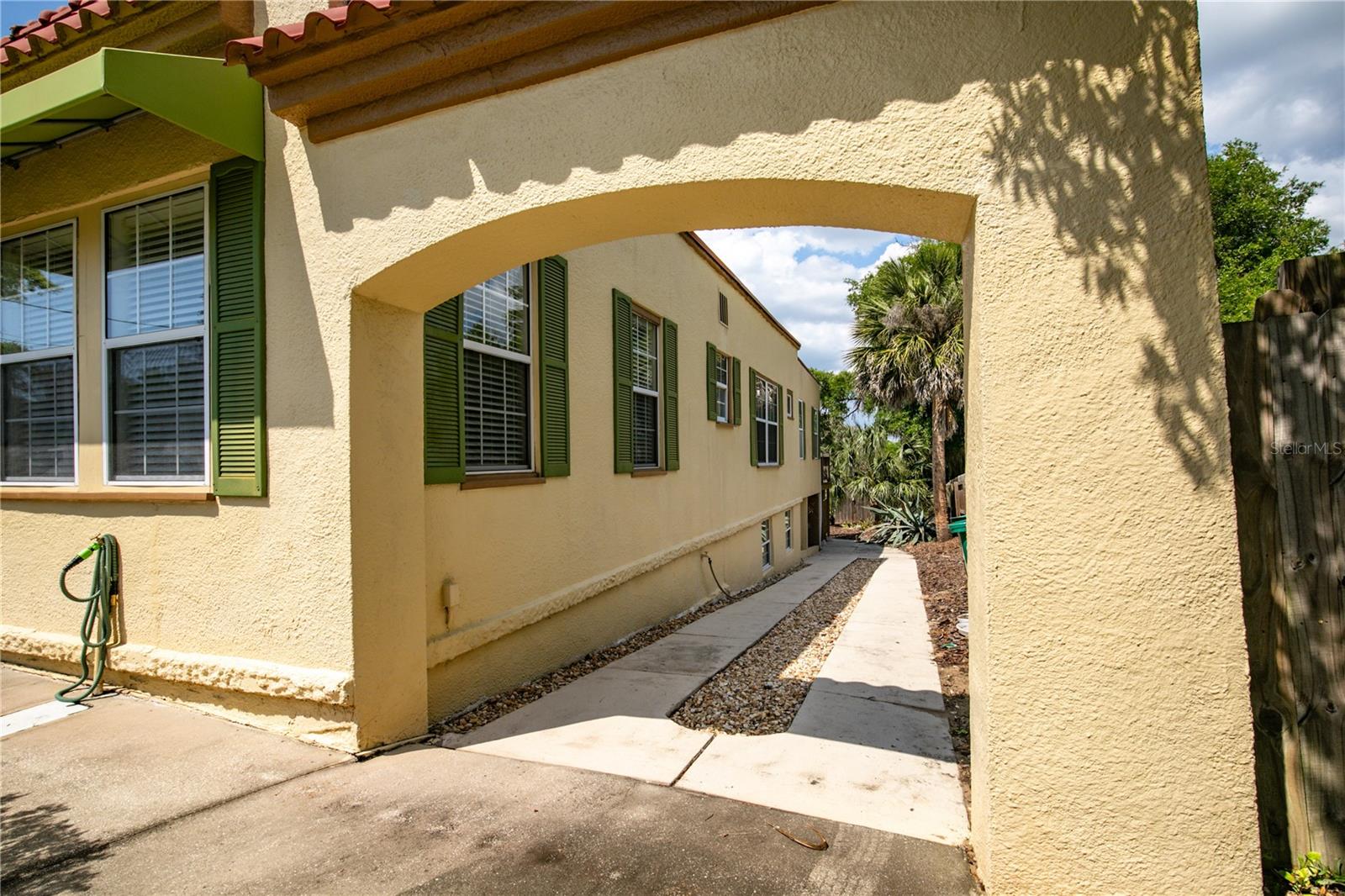 EUSTIS HILLCREST SUB - Residential