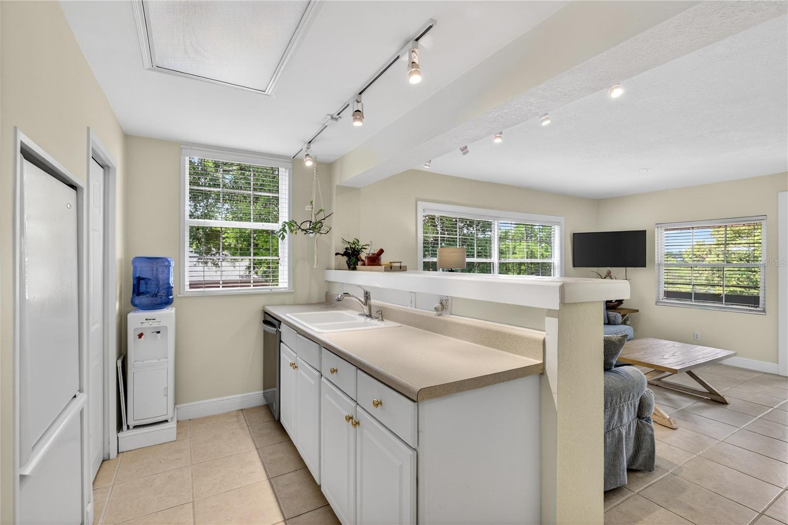 EUSTIS HILLCREST SUB - Residential