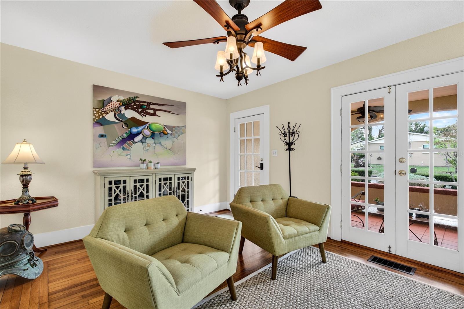 EUSTIS HILLCREST SUB - Residential