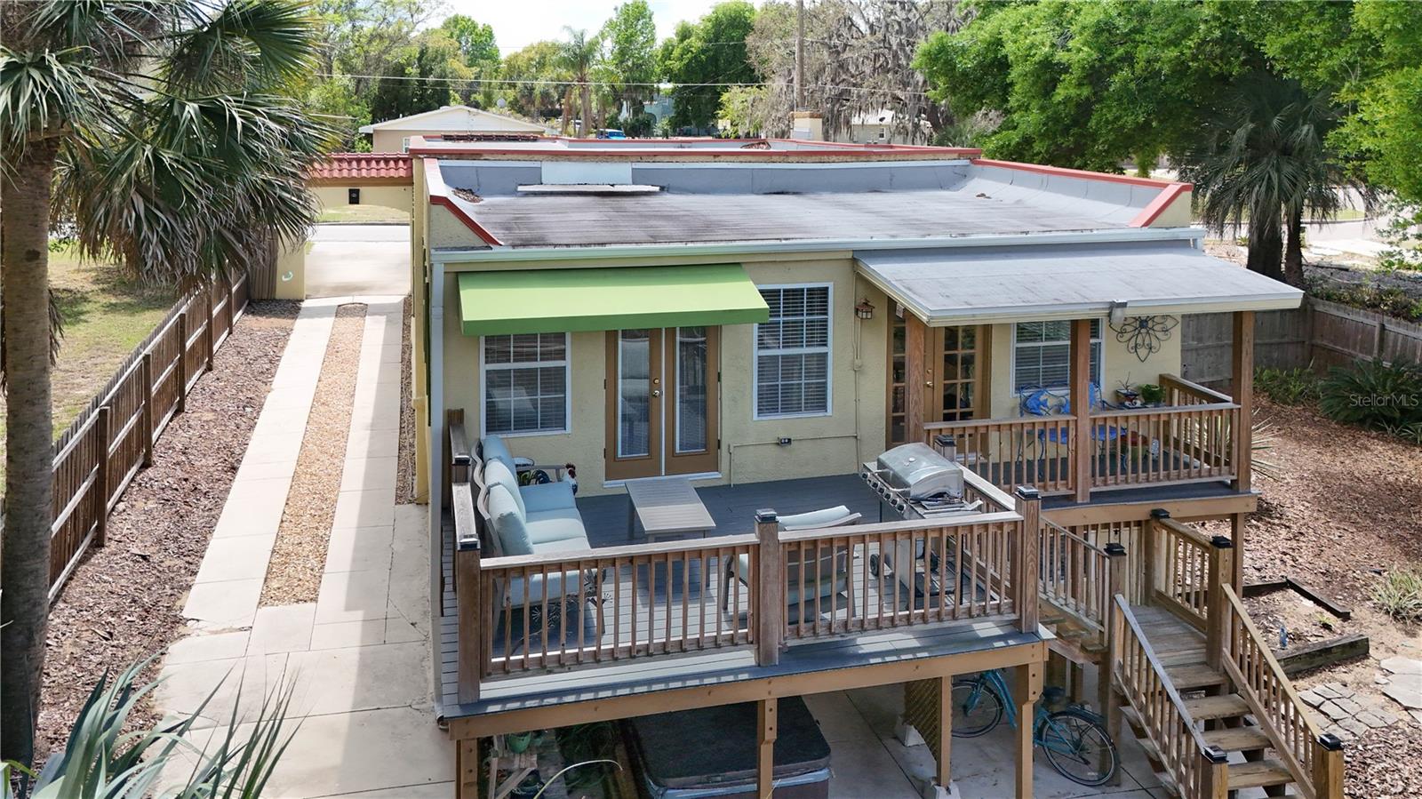 EUSTIS HILLCREST SUB - Residential