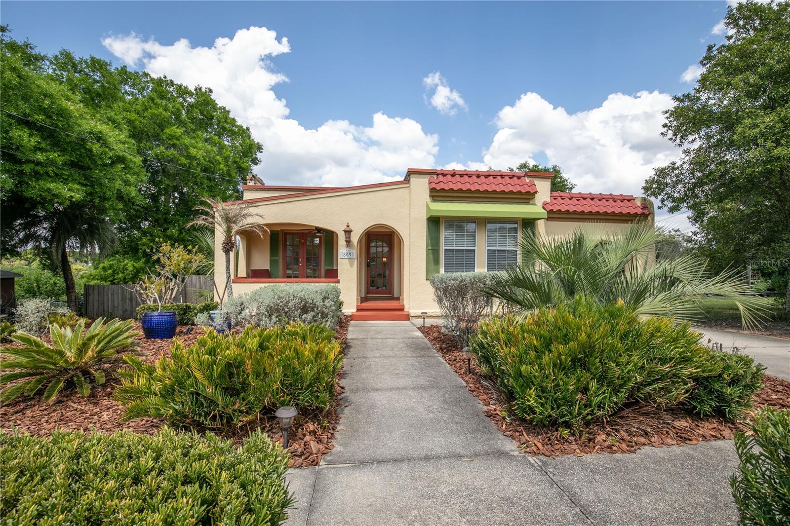 EUSTIS HILLCREST SUB - Residential