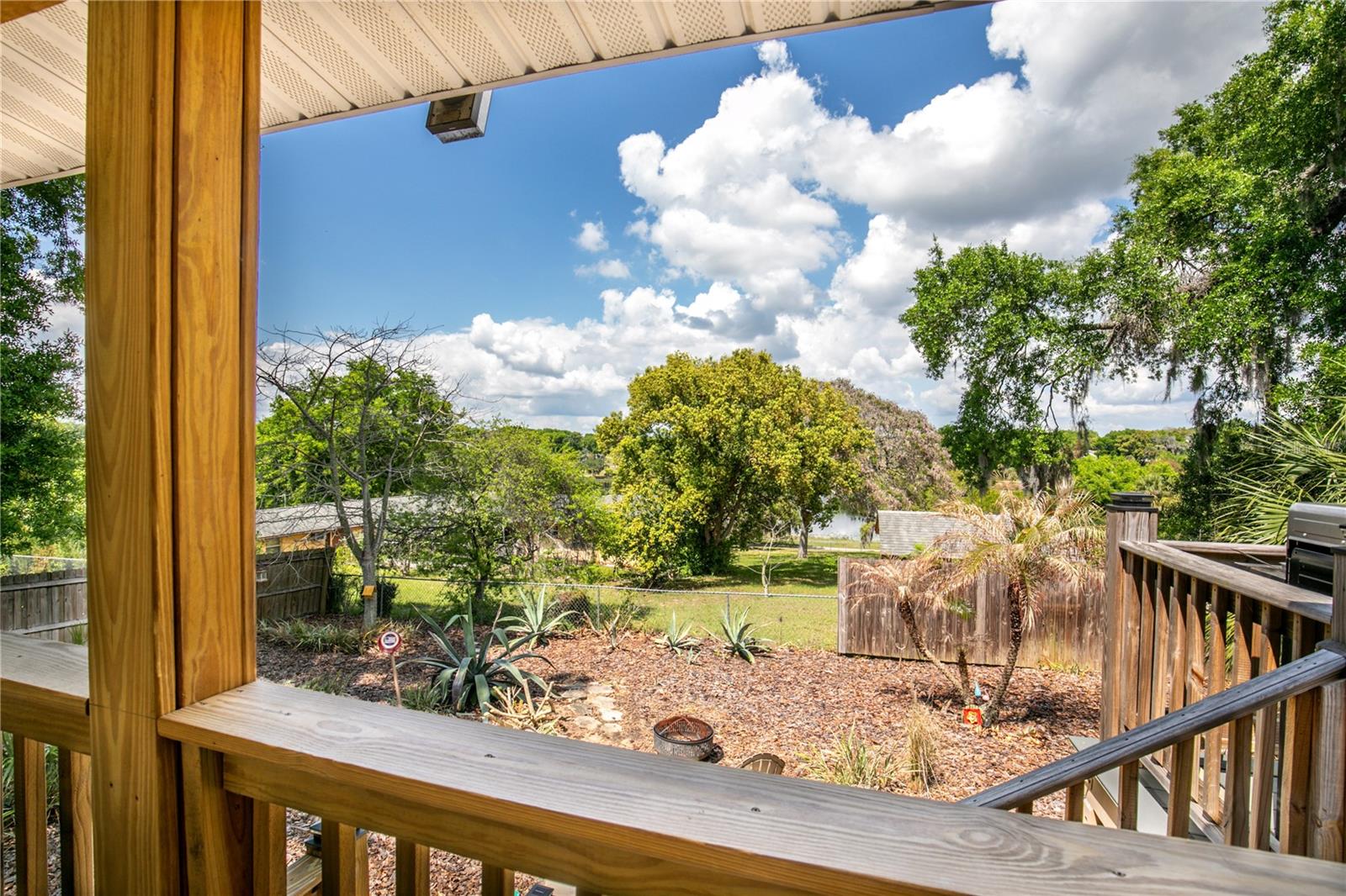 EUSTIS HILLCREST SUB - Residential