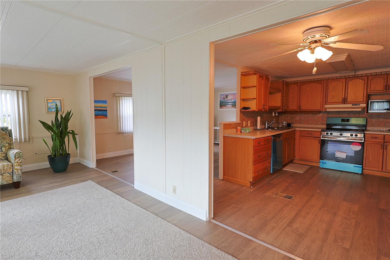 4300 RIVERSIDE DRIVE 160, PUNTA GORDA, FL, 33982 2 4300 RIVERSIDE DRIVE 160