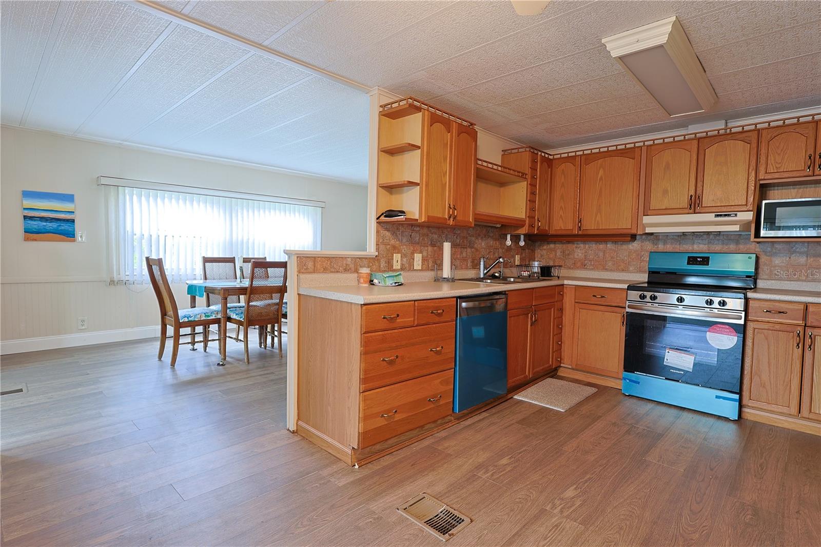 4300 RIVERSIDE DRIVE 160, PUNTA GORDA, FL, 33982 4 4300 RIVERSIDE DRIVE 160