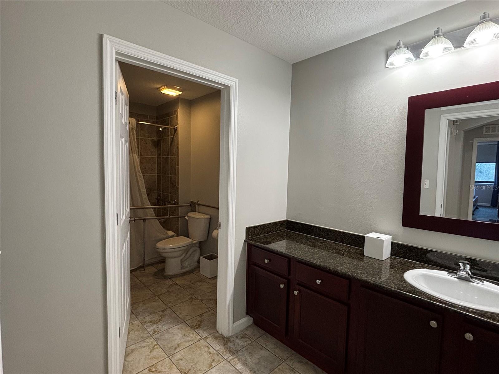 GROVE RESIDENCE & SPA HOTEL CONDO I - Residential