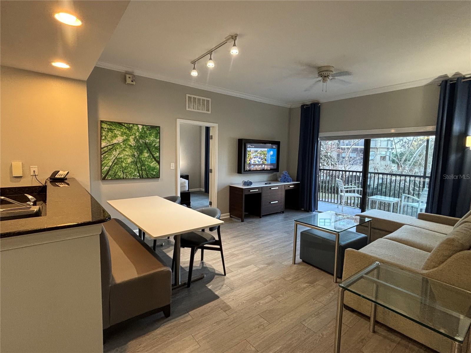 GROVE RESIDENCE & SPA HOTEL CONDO I - Residential