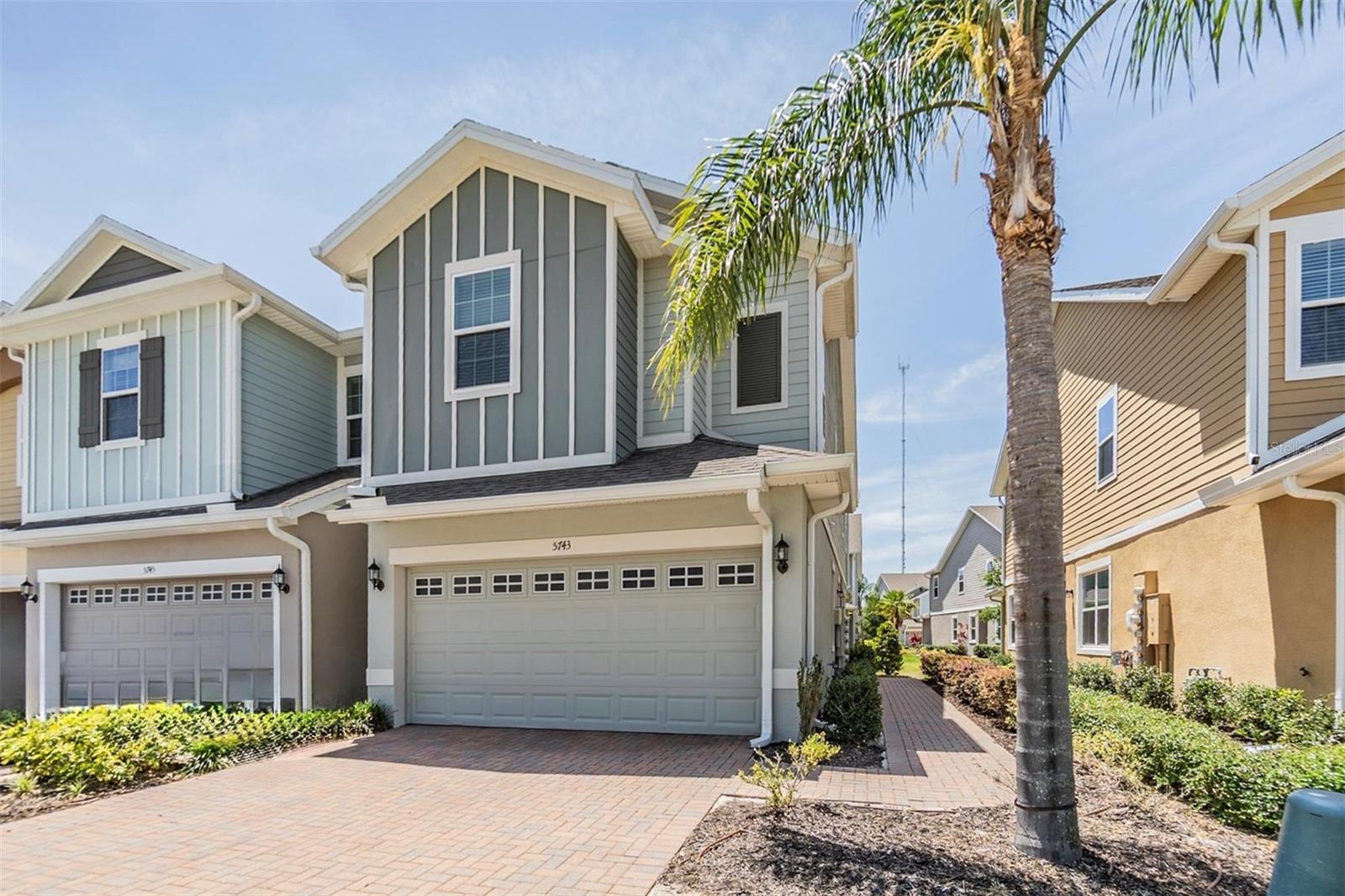 Welcome to your dream rental! This stunning Lincoln floor plan corner-unit townhome is located in the highly desirable FishHawk West community. Step inside to a bright, open-concept living area filled with natural light—perfect for everyday living and entertaining. The spacious kitchen features stainless steel appliances, a large center island, and 42” cabinets, ideal for both cooking and hosting. The thoughtful layout includes formal living and dining areas, offering a seamless and elegant flow throughout the main level. Upstairs, a versatile loft provides the perfect space for a home office, den, or cozy reading nook. The large primary suite includes a luxurious en-suite bathroom with dual vanities and a walk-in shower. Two additional bedrooms with plenty of space for family, guests, or a home office.
Enjoy the outdoors from your private screened lanai, accessible from both the kitchen and dining area—perfect for morning coffee or evening relaxation. FishHawk West offers resort-style amenities including scenic walking trails, parks, and a community pool—all designed to support an active and vibrant lifestyle. Enjoy FishHawk’s community pools, game room, clubhouse, fitness center, dog park, and top-rated A schools just minutes away on foot. You'll also love the great restaurants and shops nearby, making FishHawk West the perfect location for comfort and convenience.