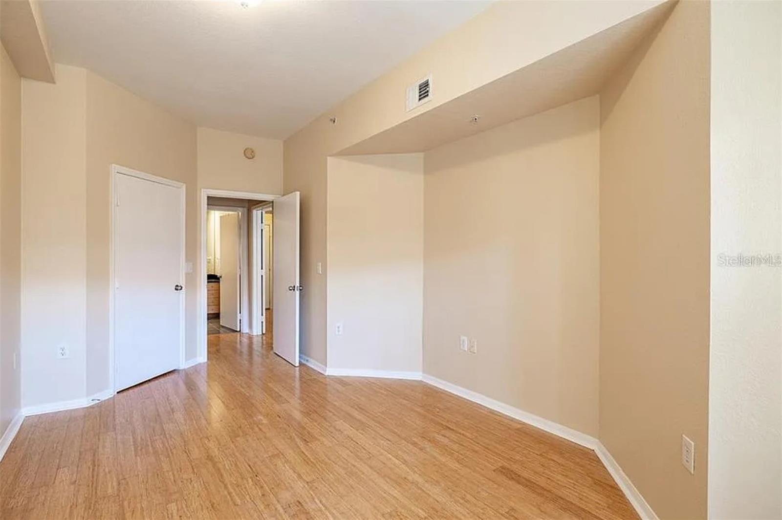 MADISON AT ST PETE - Residential