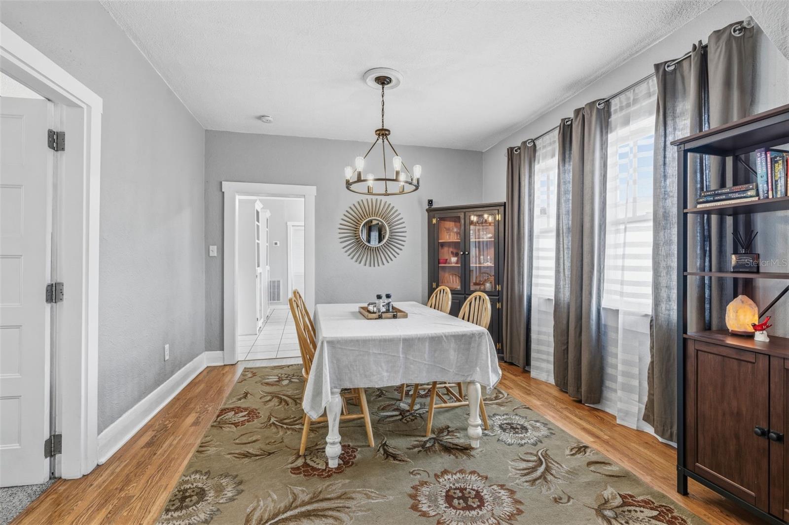 WEST LAND - Residential