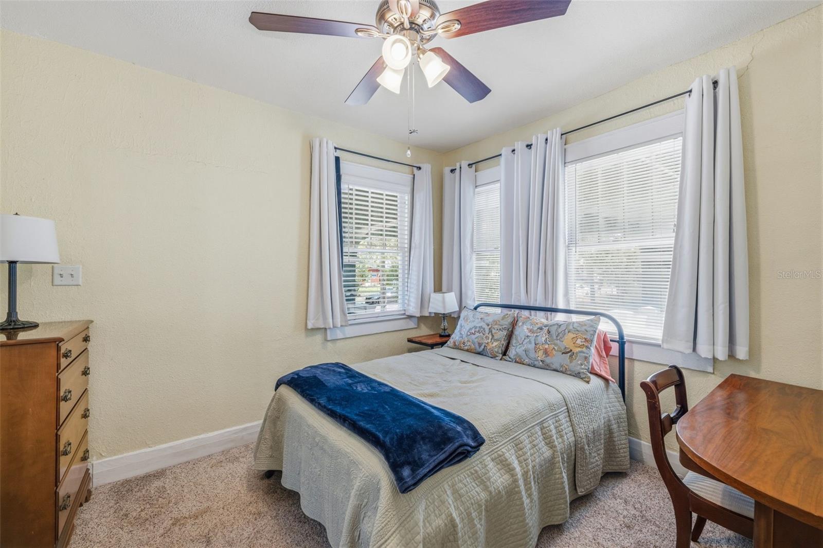 WEST LAND - Residential