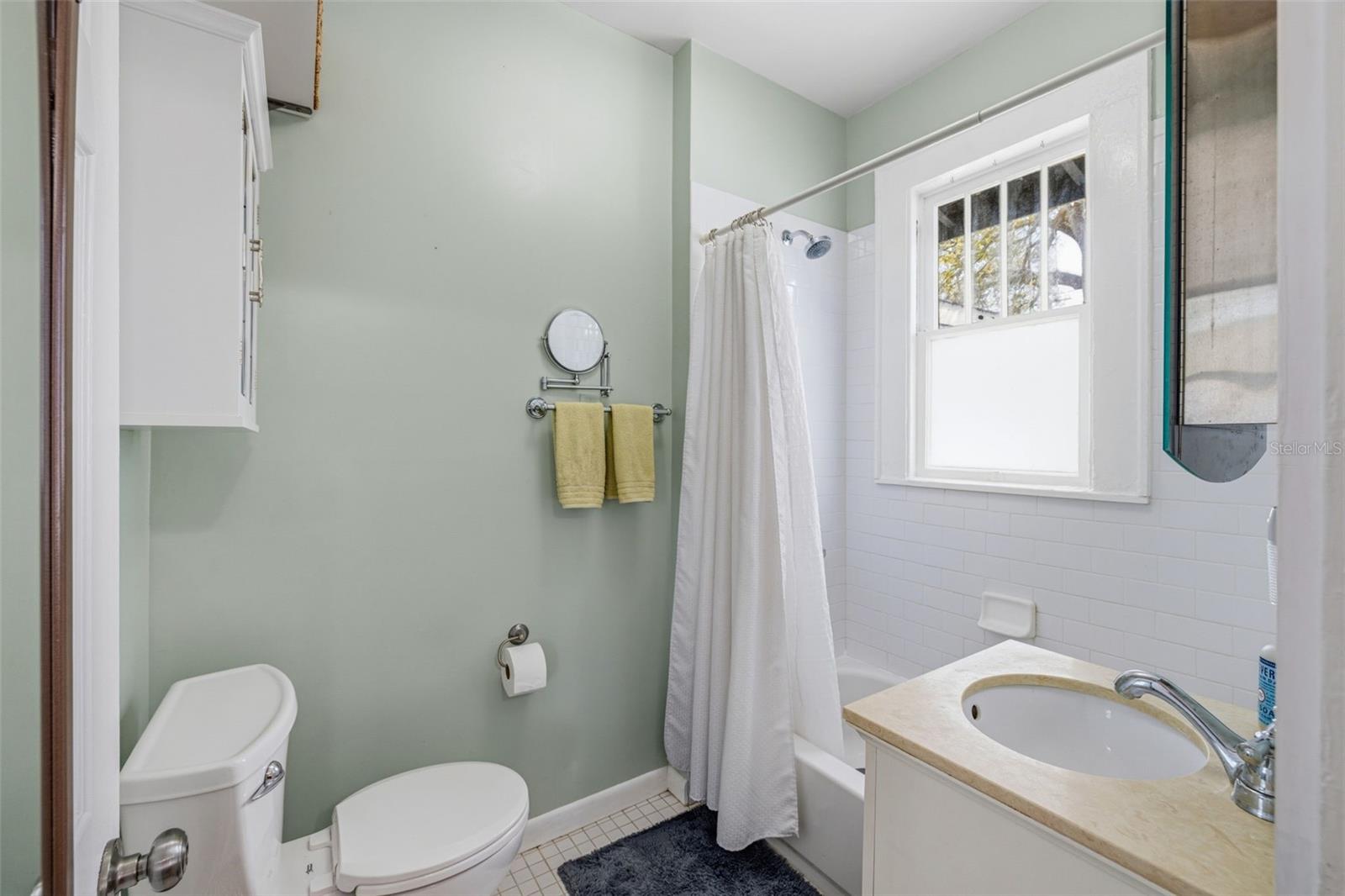 WEST LAND - Residential