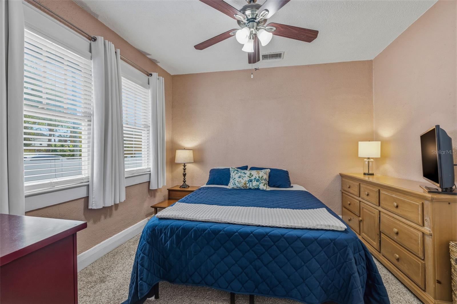 WEST LAND - Residential