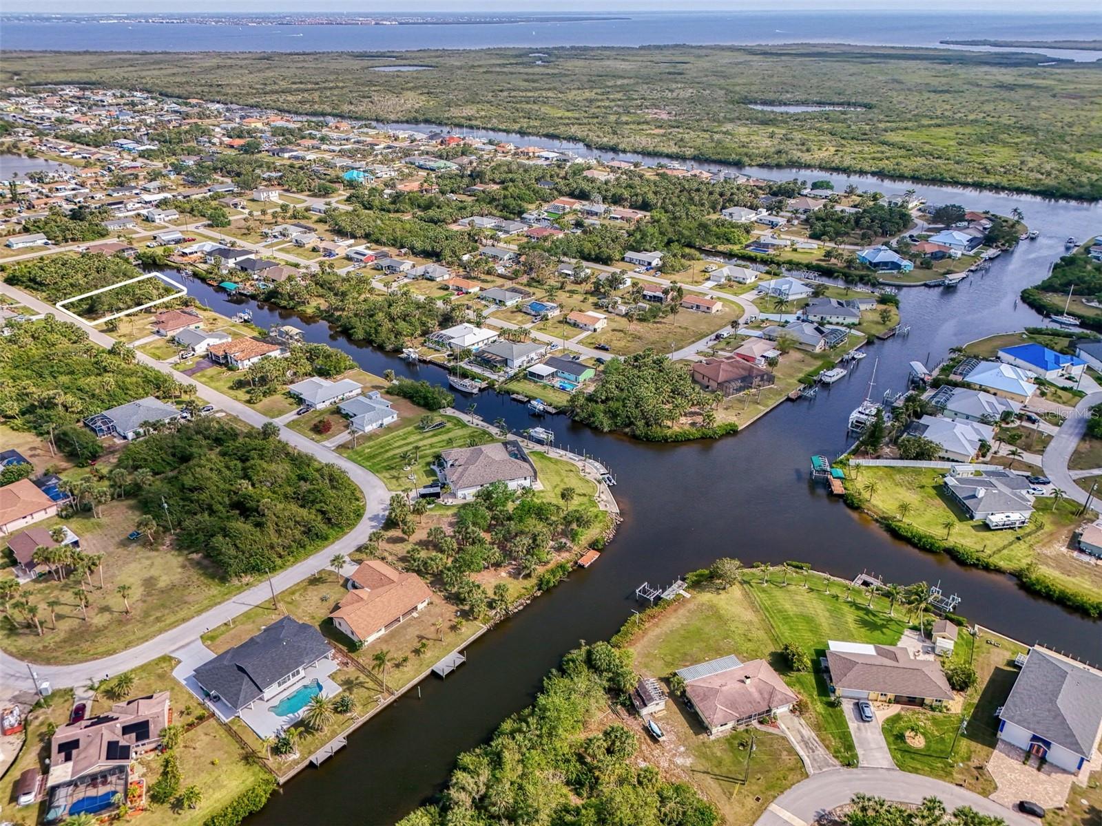 PORT CHARLOTTE SEC 079 - Land