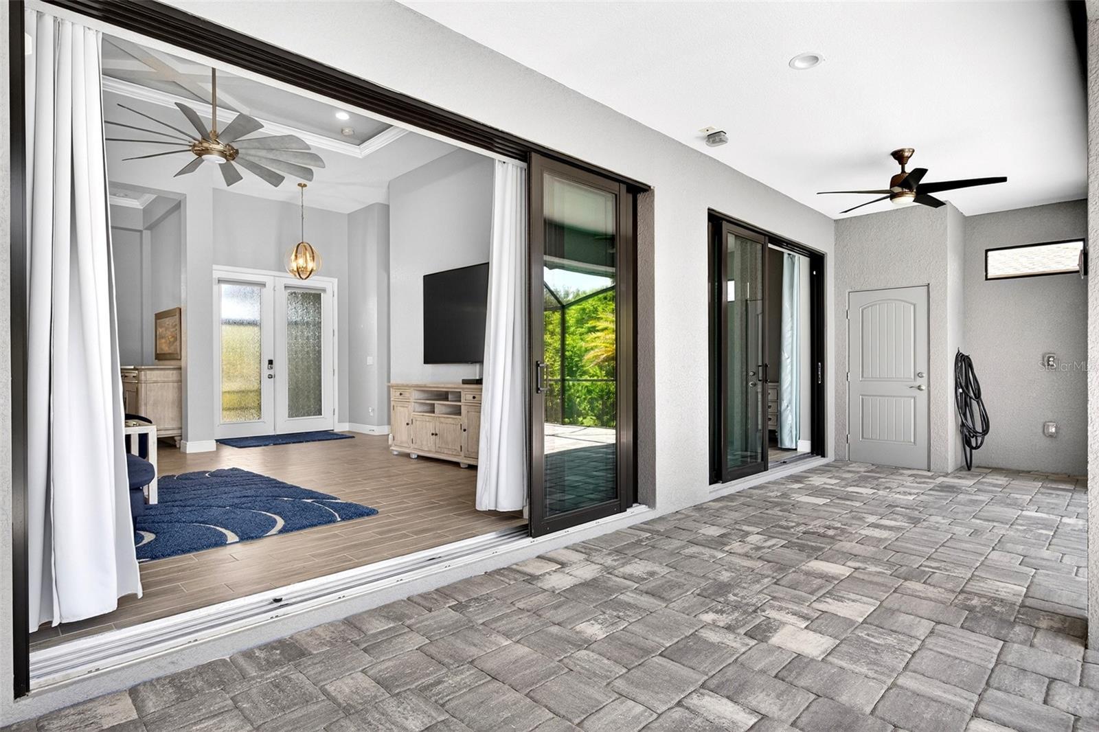 ROTONDA WEST PINE VALLEY - Residential