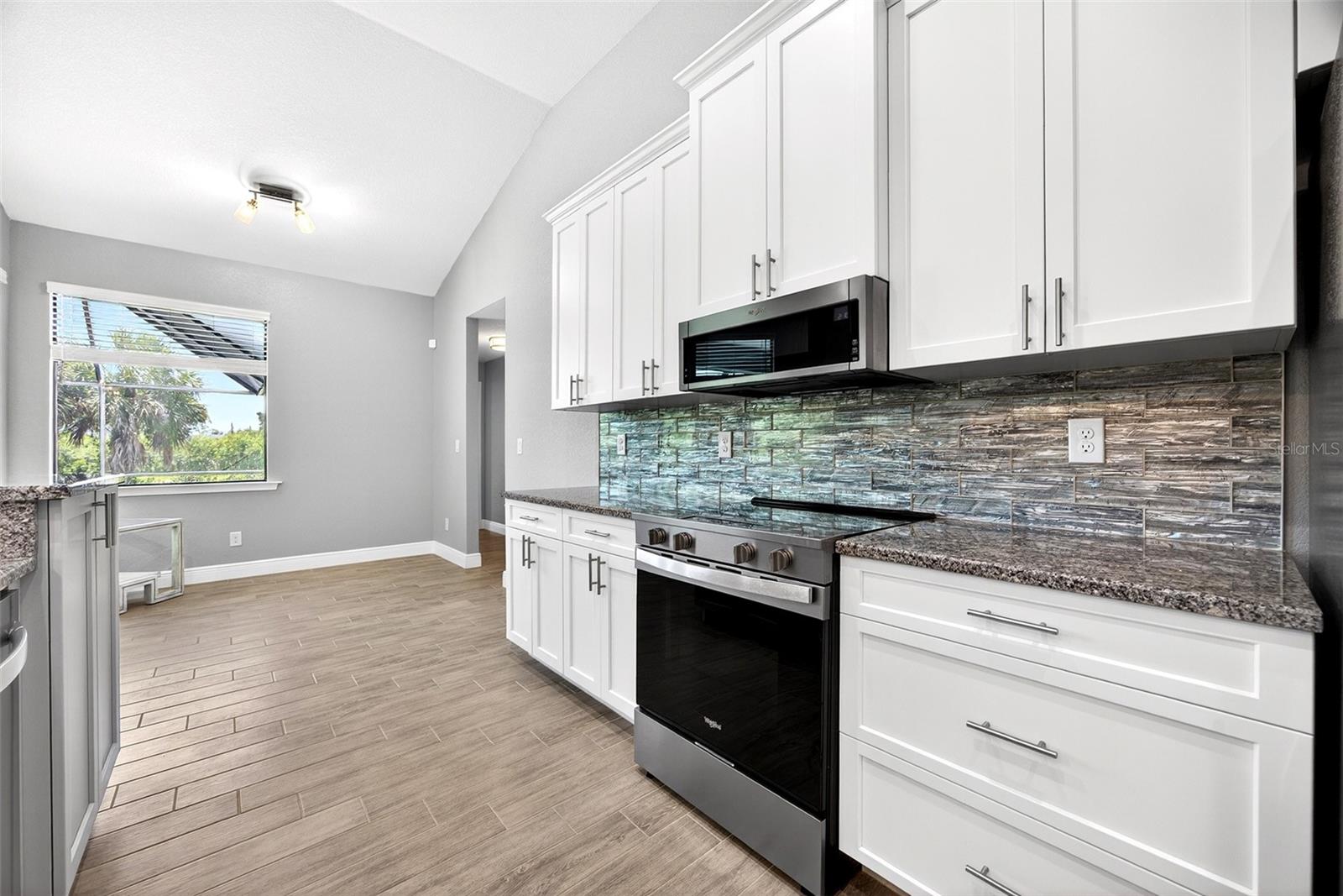 ROTONDA WEST PINE VALLEY - Residential