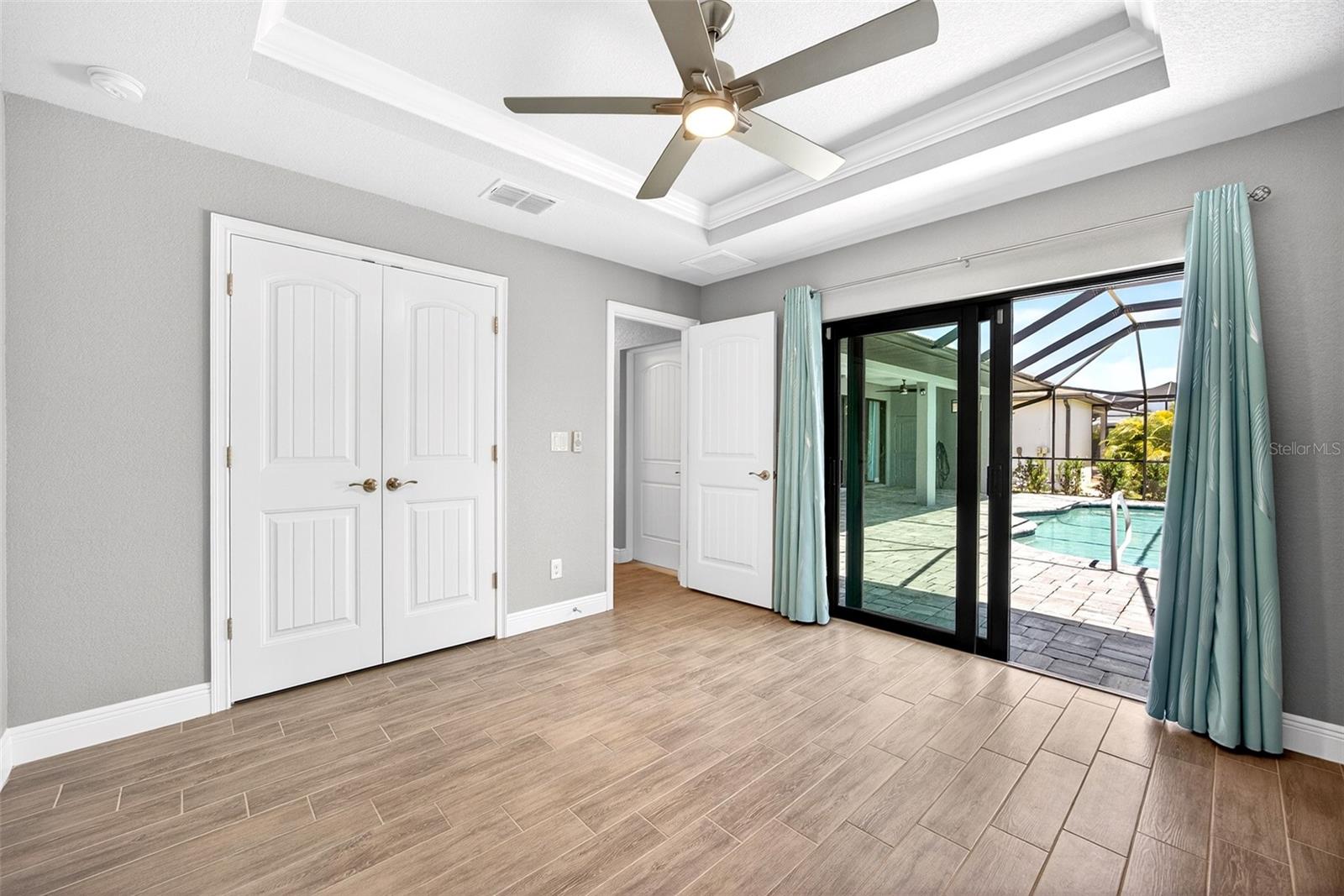 ROTONDA WEST PINE VALLEY - Residential
